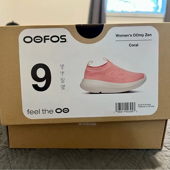 NWOT: Oofos OOmy Zen - Picture 2 of 7